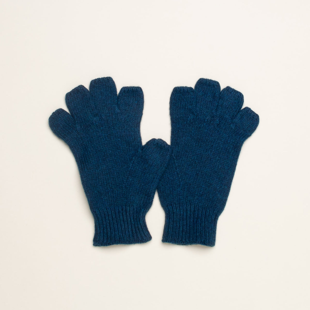 D．HYGEN Pure Cashmere Fingerless Glove 444MOCE-web_1200x1200.jpg?v=